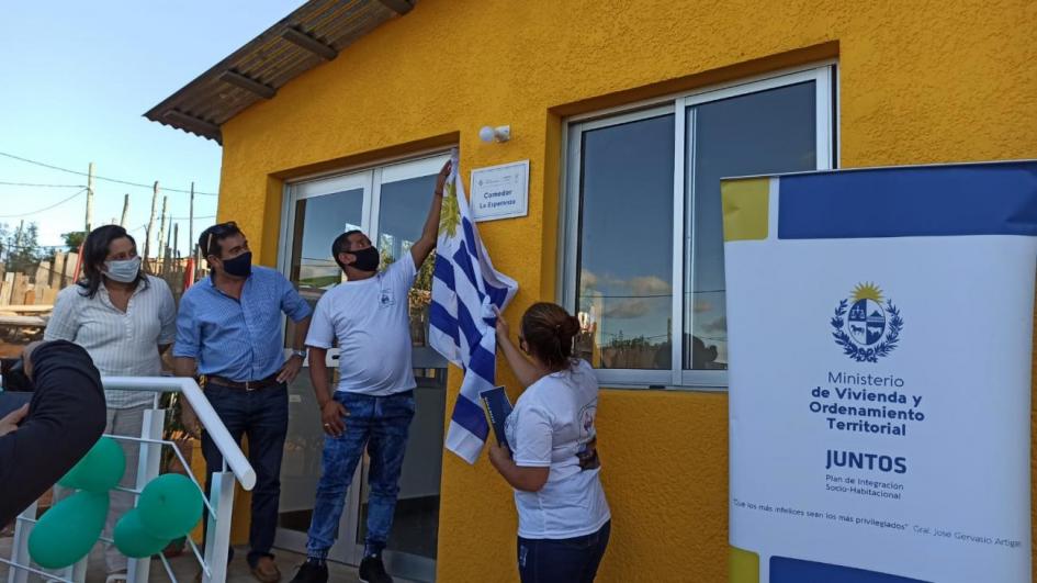 Ceremonia de reinauguración del comedor La Esperanza