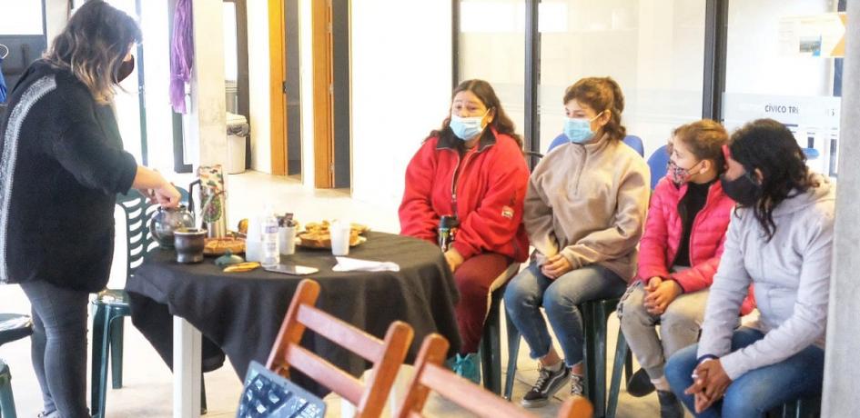 Actividad en el marco del Proyecto Planta que te Planta Actividad en el marco del Proyecto Planta que te Planta