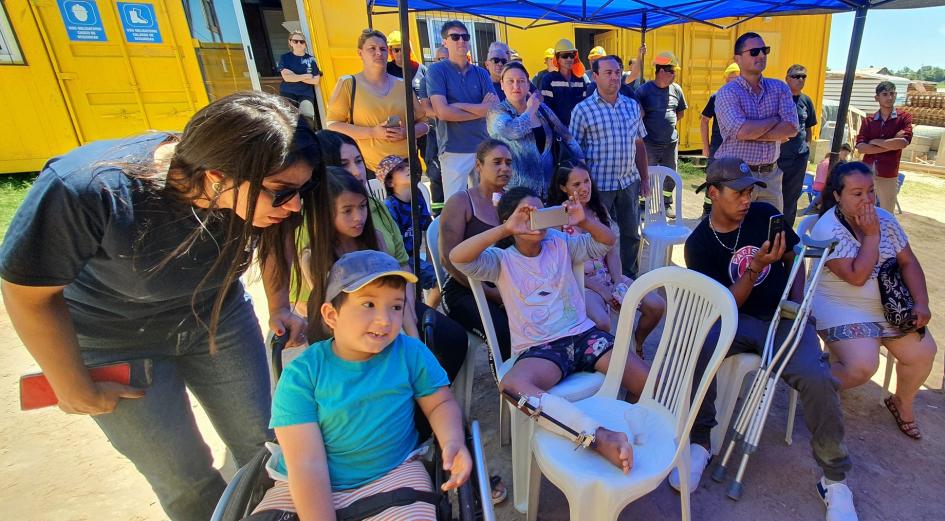 Ceremonia de entrega de viviendas y firma de acuerdos particulares de familias de Rivera