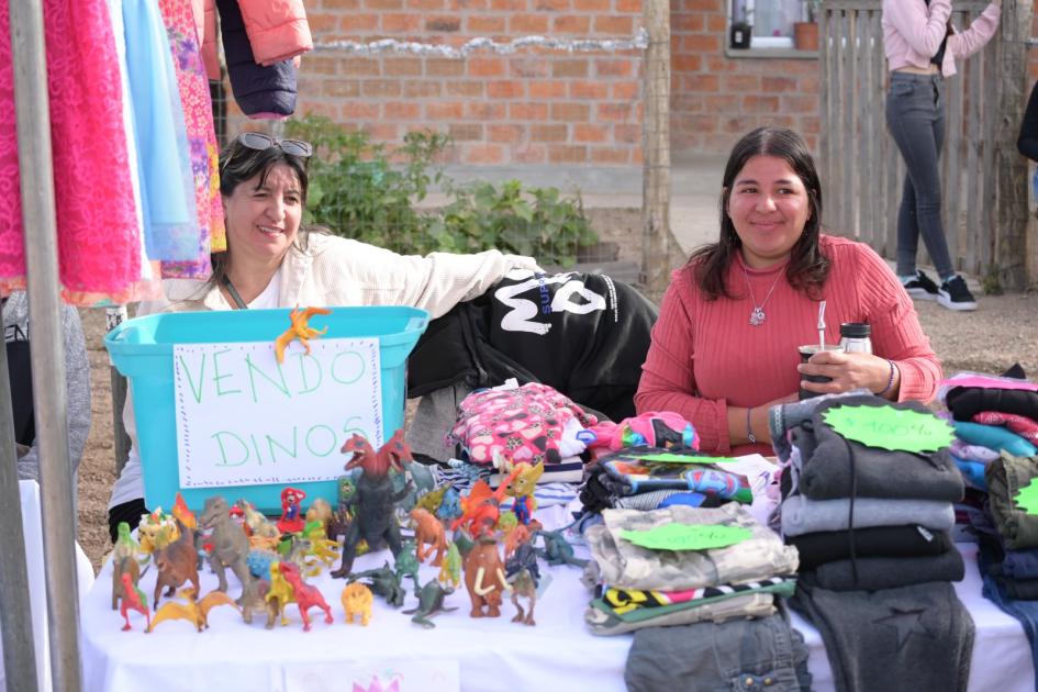 Puesto de feria 27 aniversario del Barrio Cotravi