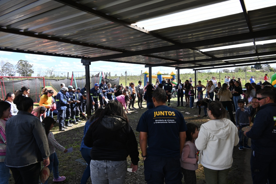 Con actividades grupales, Plan Juntos, celebró el cierre de cuatro áreas de intervención