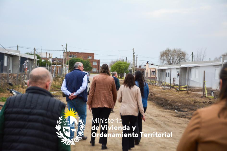 autoridades recorriendo autoridades recorriendo