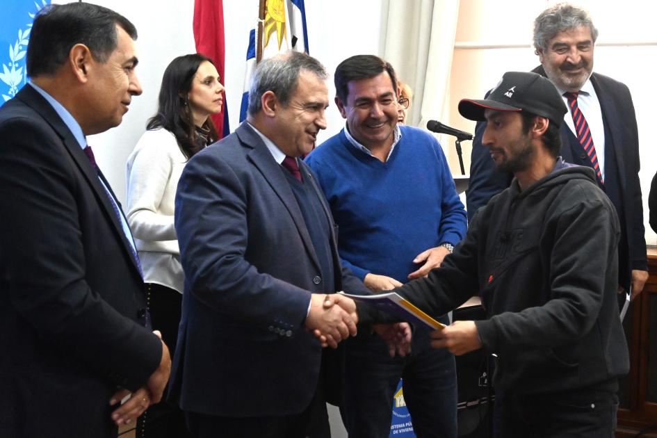 Ceremonia de entrega de diplomas del curso de Instalador de yeso