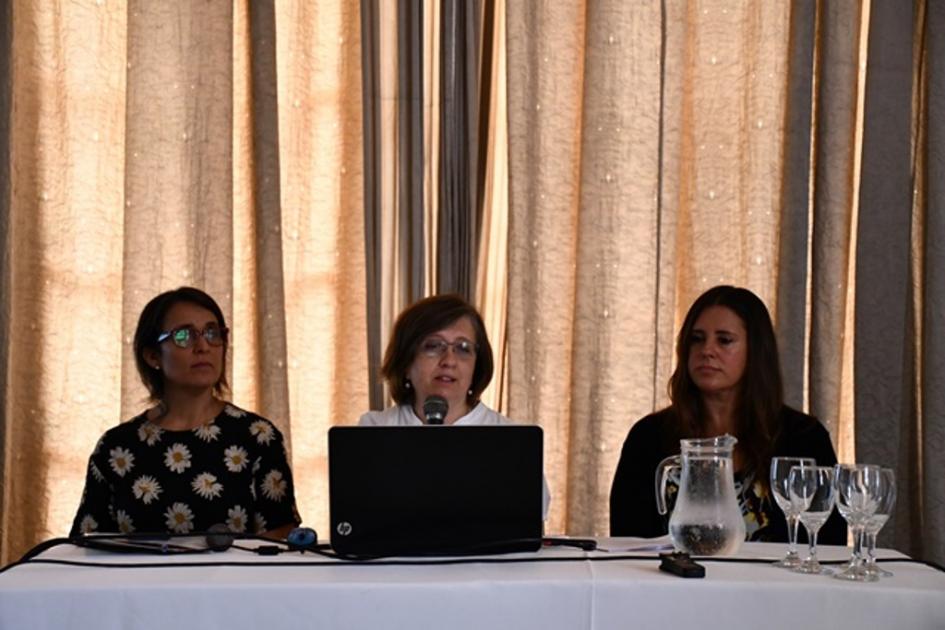 Enot | Diciembre 2019 Técnicas haciendo su presentación