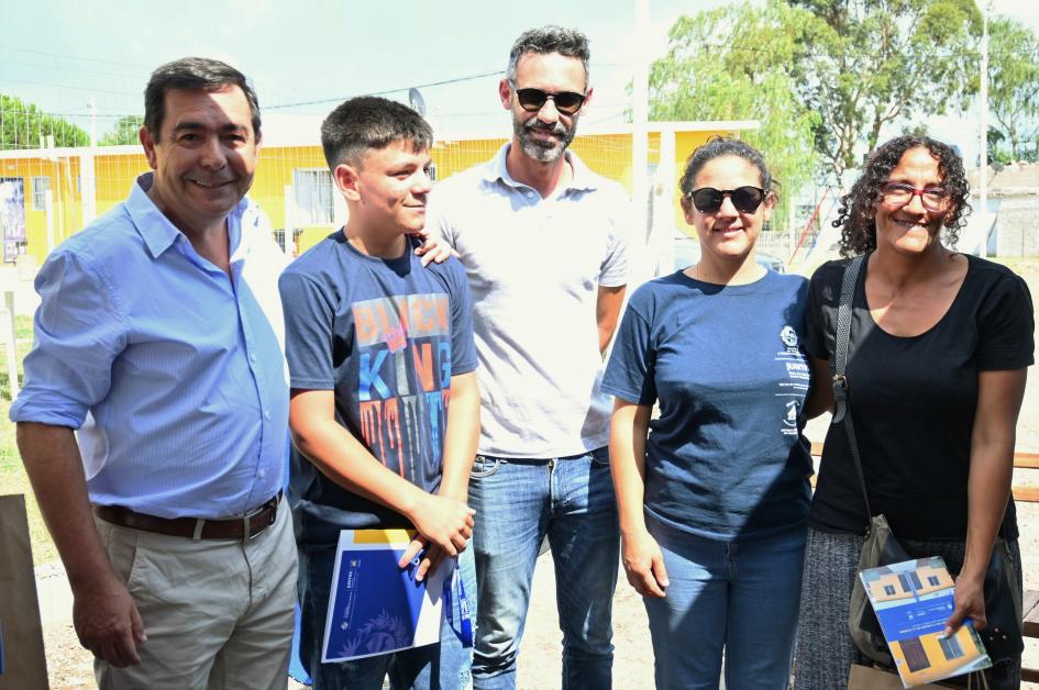 Entrega de viviendas en Barros Blancos