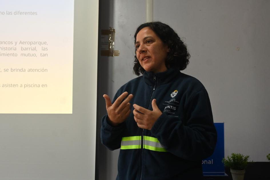 Presentación del proyecto socio habitacional en Barros Blancos