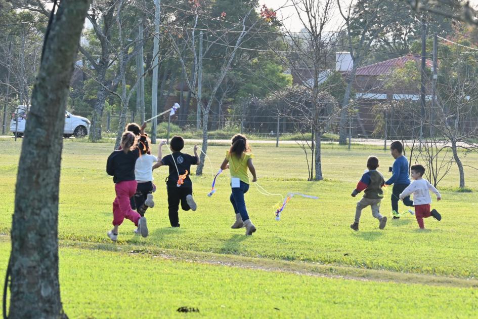 Niños jugando