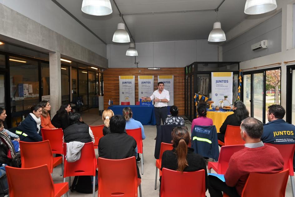Firma de acuerdos particulares del grupo Lanceras de Artigas