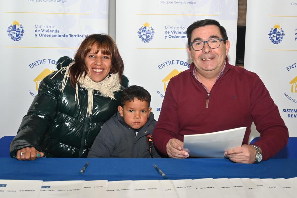 Firma de acuerdos particulares del grupo Independencia