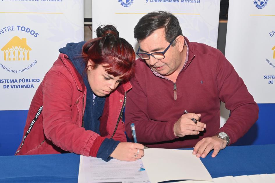 Firma de acuerdos particulares del grupo Independencia