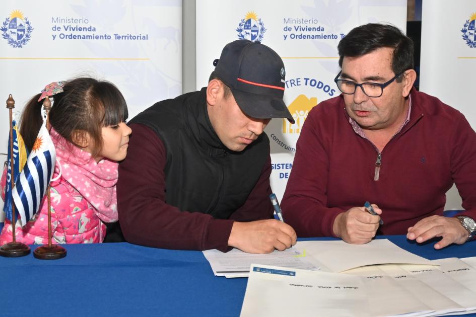 Firma de acuerdos particulares del grupo Independencia