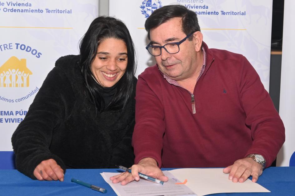 Firma de acuerdos particulares del grupo Independencia