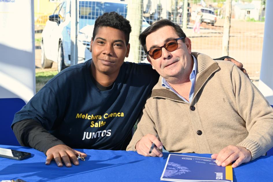 Coordinador general de Juntos Rody Macías y participante de Salto