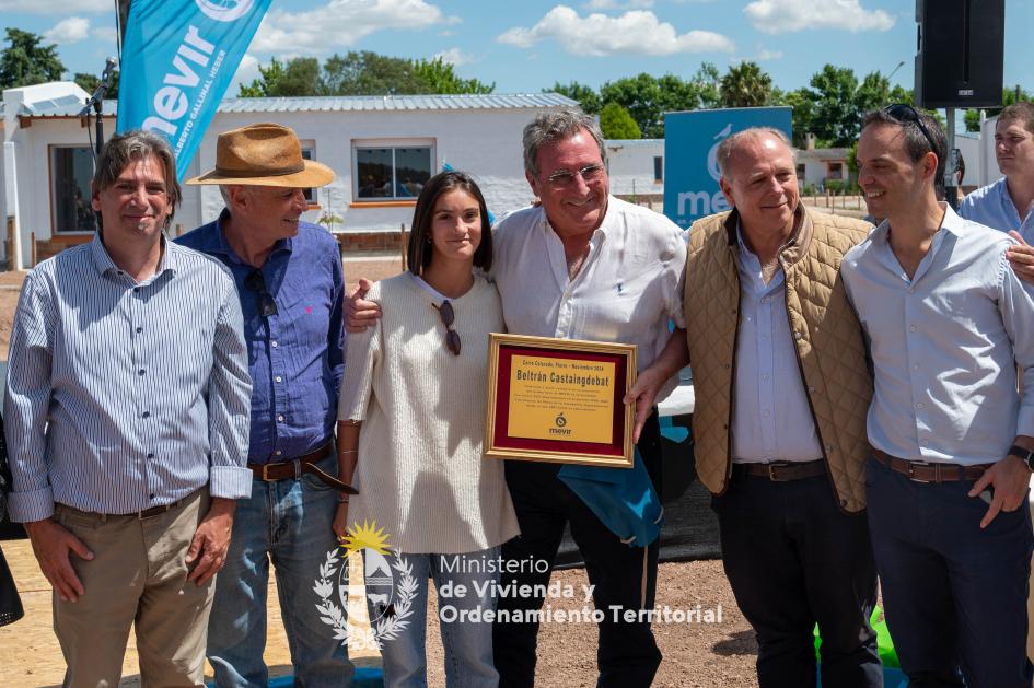 Familias de Cerro Colorado accedieron a viviendas de Mevir