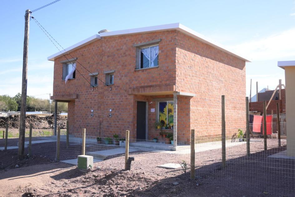 Dirección de Integración Social y Urbana del MVOT entregó 12 nuevas viviendas en el barrio Cotravi Dirección de Integración Social y Urbana del MVOT entregó 12 nuevas viviendas en el barrio Cotravi