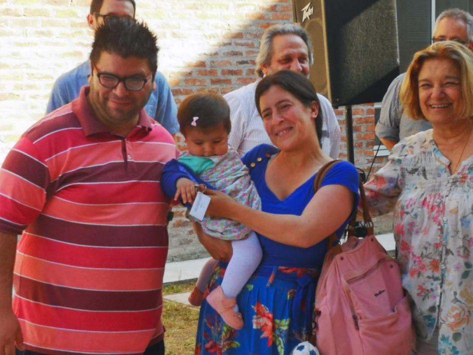Complejo Julia Guarino Vecinos con Ministra