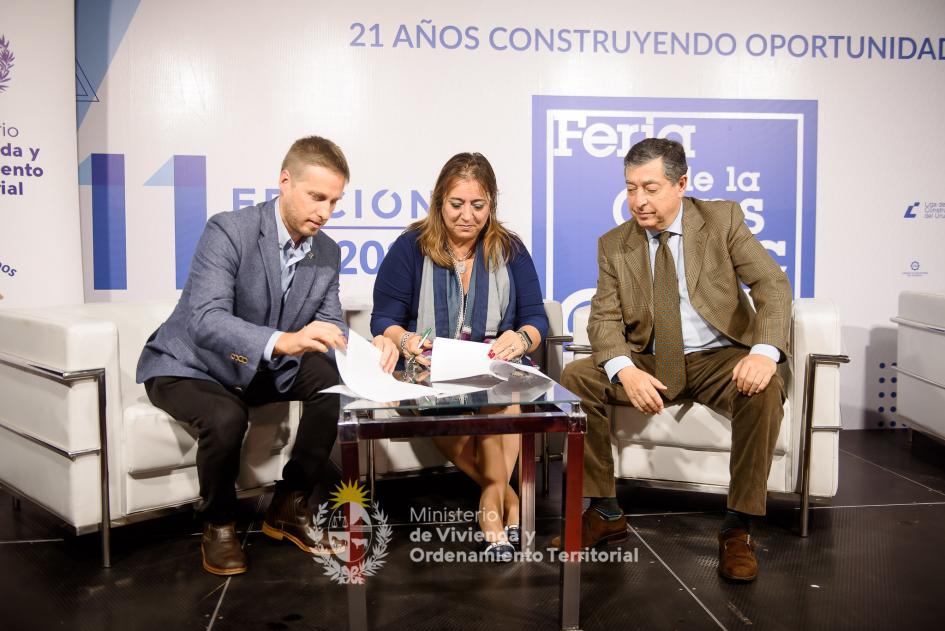 Firmando Firmando