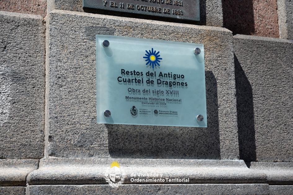 El Antiguo Cuartel de Dragones de Montevideo fue declarado como monumento histórico nacional El Antiguo Cuartel de Dragones de Montevideo fue declarado como monumento histórico nacional