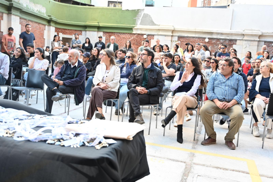 Entrega Viviendas Jaime Cibils Montevideo Entrega Viviendas Jaime Cibils Montevideo