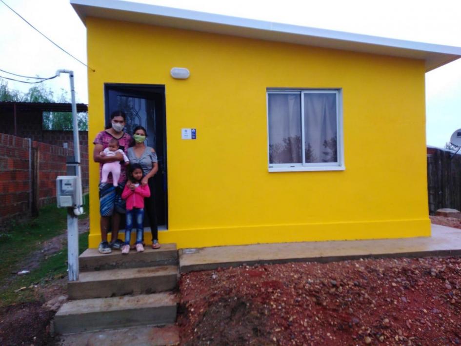 Familia participante del Juntos inaugura su nuevo hogar 