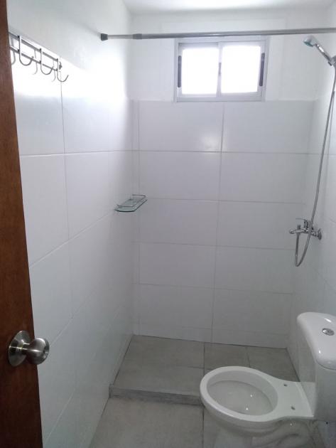 Plan Juntos inaugura viviendas en el barrio 22 de Mayo Baño de una vivienda