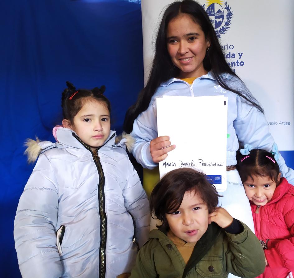 Familia participante del Juntos del barrio Andresito