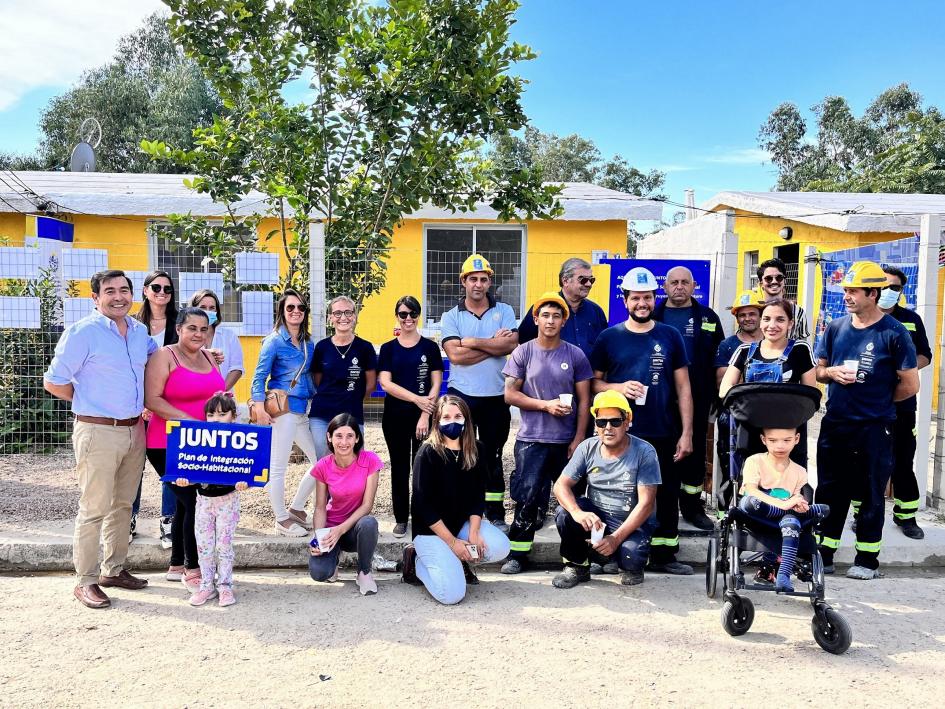 Familias participantes y personal de Juntos en Talca