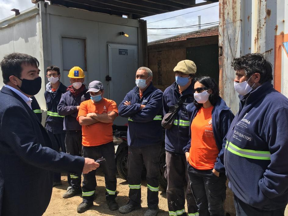 Coordinador General del Juntos Rody Macías y equipo de territorio del Juntos en 5 Barrios Unidos