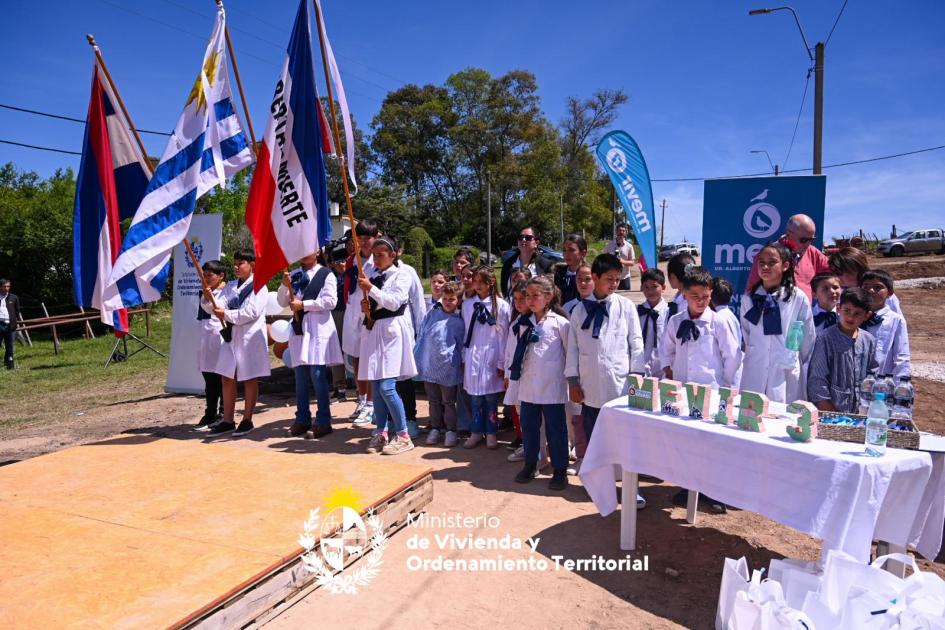 Mevir Paso de Los Mellizos Mevir Paso de Los Mellizos