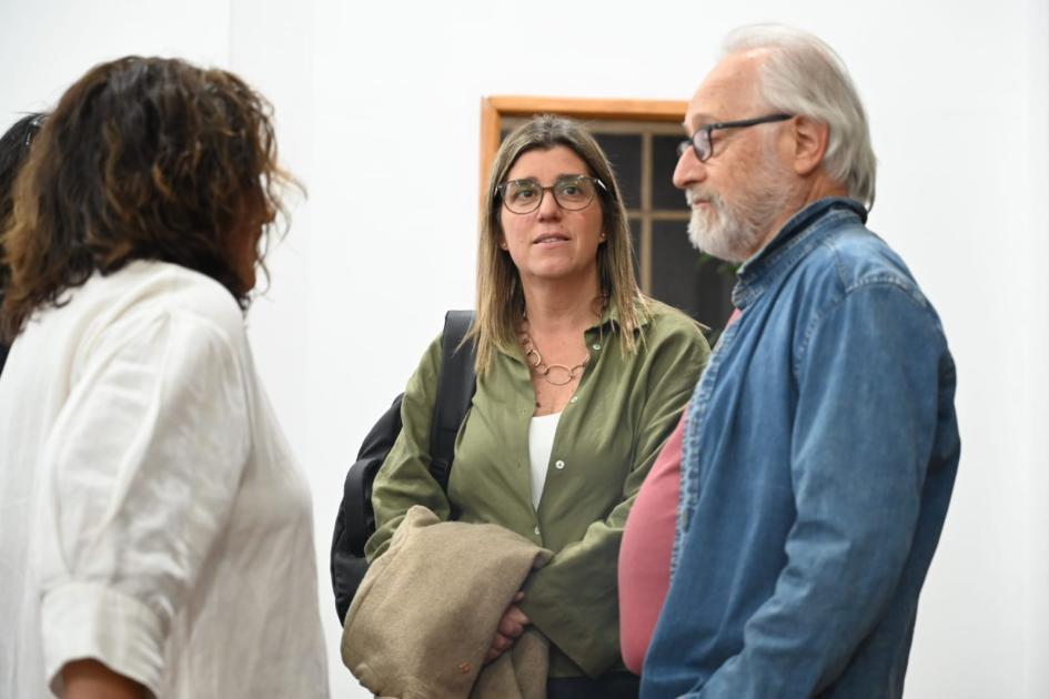 Ministra de Vivienda, Tamara Paseyro, participó en la presentación de “desencuentro” Ministra de Vivienda, Tamara Paseyro, participó en la presentación de “desencuentro”