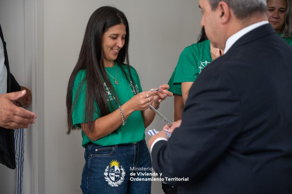 Entrega de comodato de CAIF Barrio Sur