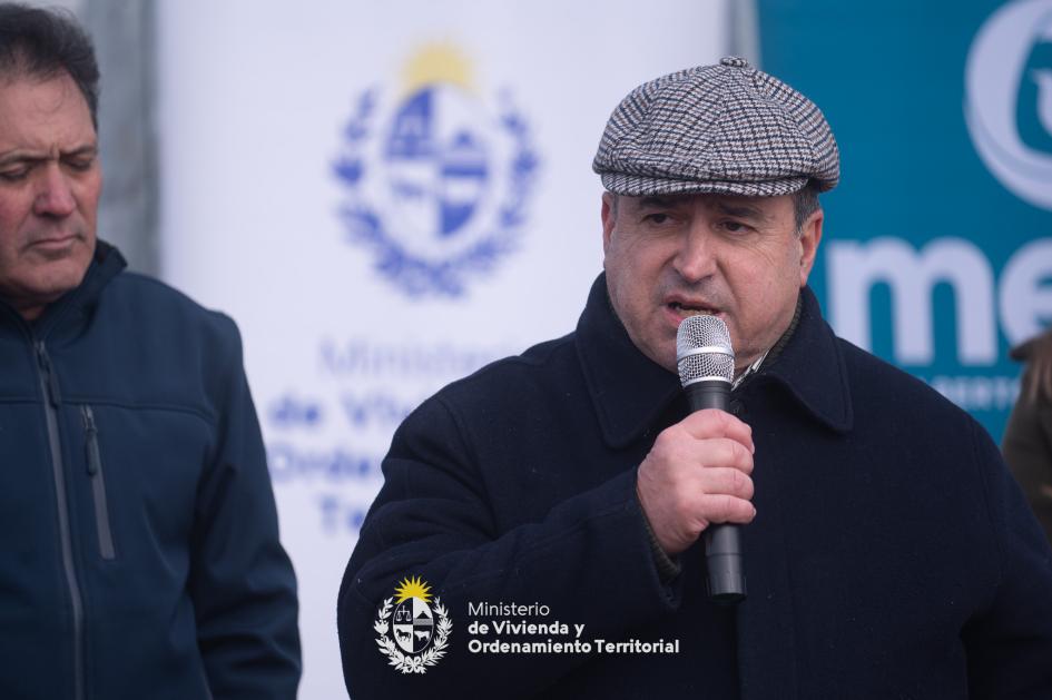 Mevir inició construcción de más de 70 viviendas en San Bautista y Castellanos Mevir inició construcción de más de 70 viviendas en San Bautista y Castellanos