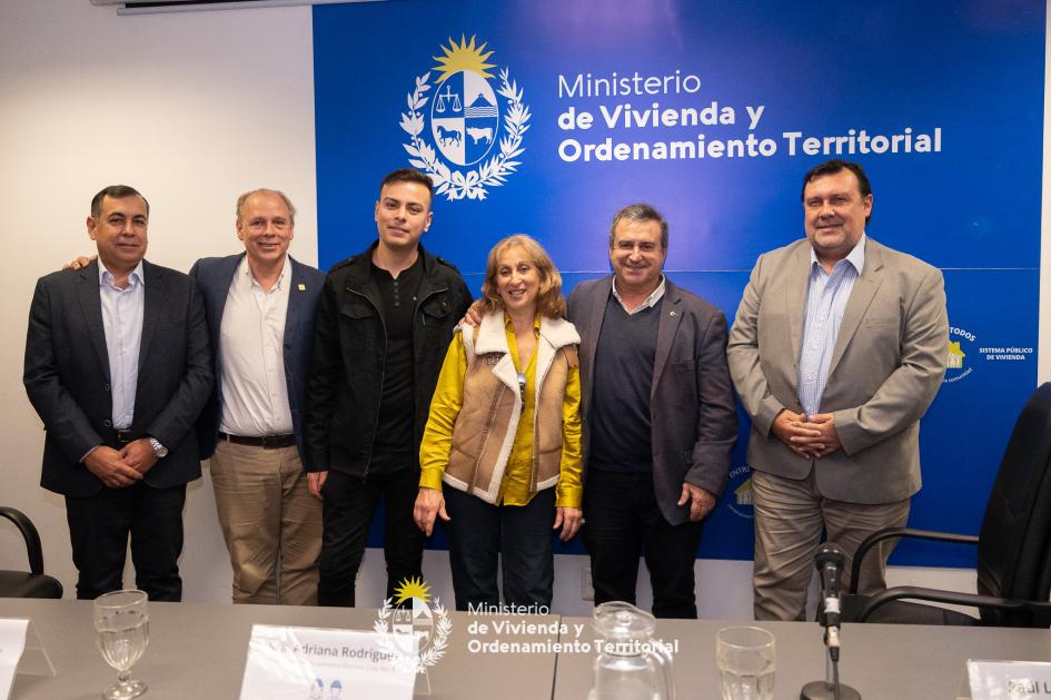 Convenio MVOT y Cooperativa Dionisio Diaz Convenio MVOT y Cooperativa Dionisio Diaz
