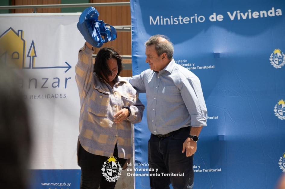 Se inauguraron viviendas del Plan Avanzar en Malvín Norte
