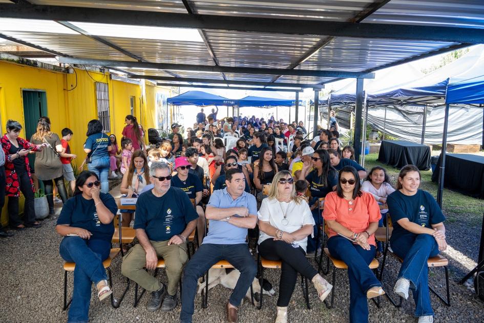 Entrega de viviendas en la ciudad de Salto Entrega de viviendas en la ciudad de Salto