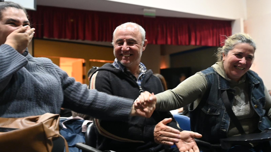 Familias de Canelones participaron hoy del sorteo de la compra de viviendas Familias de Canelones participaron hoy del sorteo de la compra de viviendas