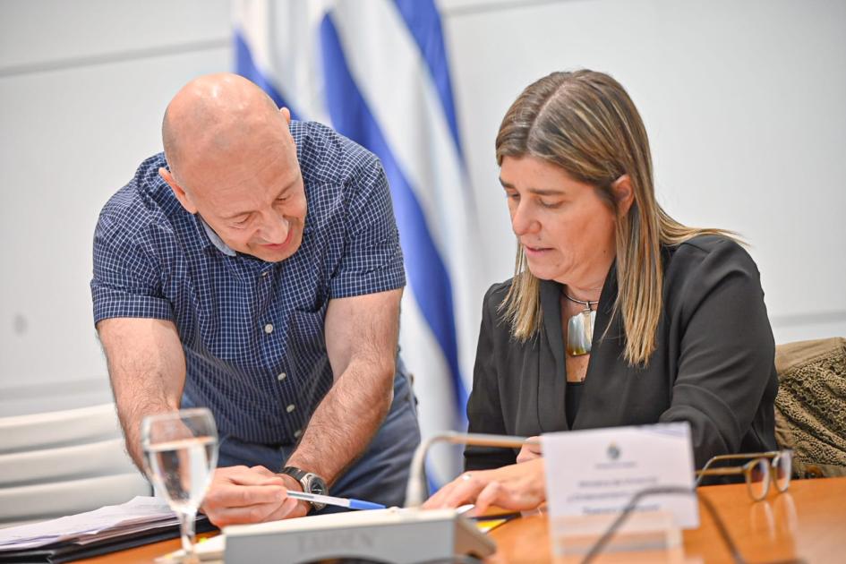 Tamara Paseyro asumió hoy y participó del Consejo de Ministros de Estado en Torre Ejecutiva Tamara Paseyro asumió hoy y participó del Consejo de Ministros de Estado en Torre Ejecutiva