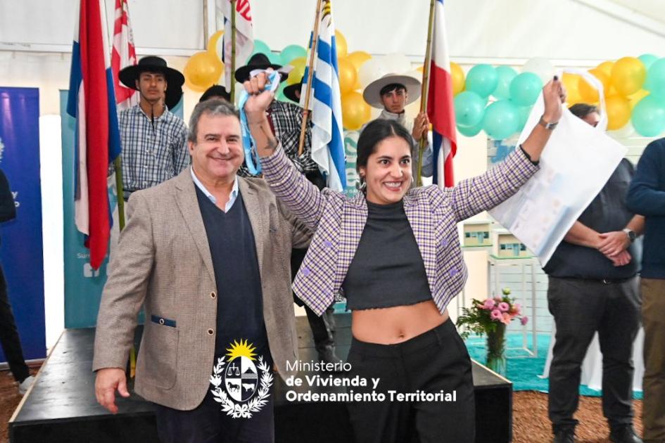 Pueblo Independencia tiene un nuevo plan de Mevir Pueblo Independencia tiene un nuevo plan de Mevir