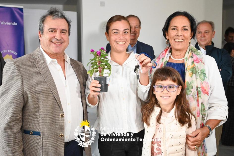 Inauguración de viviendas en Tacuarembó Tacuarembó