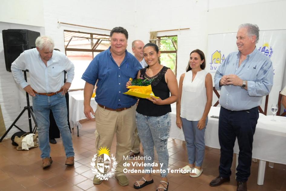 autoridades y familias autoridades y familias