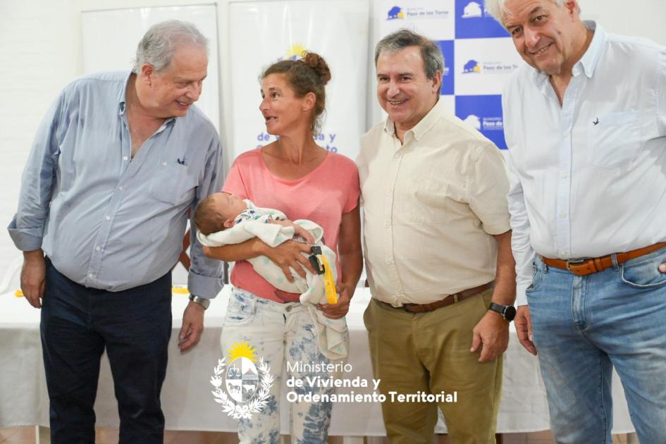 autoridades y familias autoridades y familias