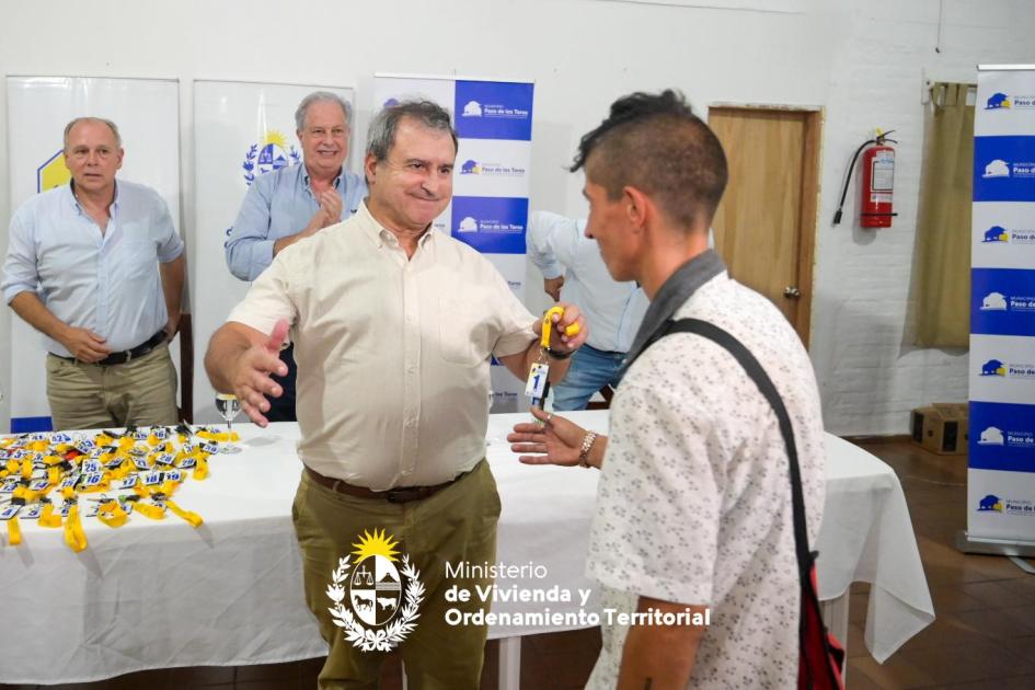 autoridades y familias autoridades y familias