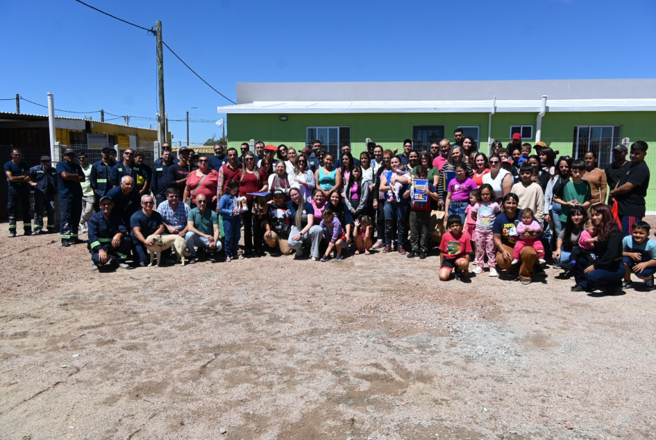 Entrega de viviendas en Río Branco