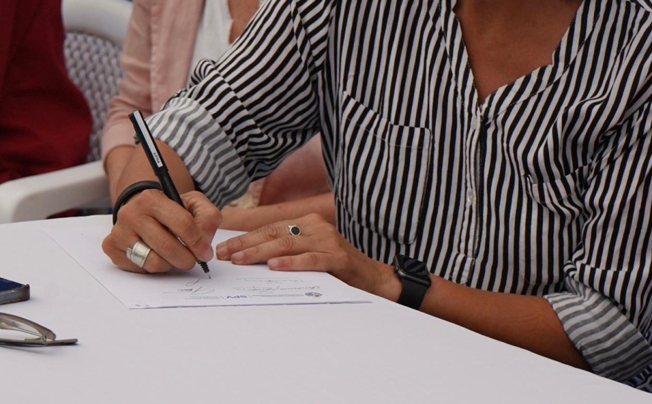 autoridades y familias