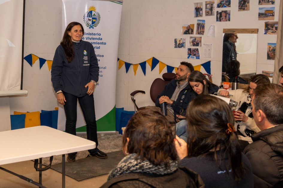 autoridades y funcionarios autoridades y funcionarios