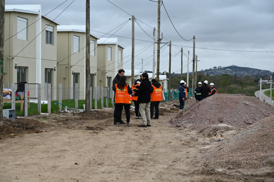Realojo de 40 familias Dinisu Realojo de 40 familias Dinisu