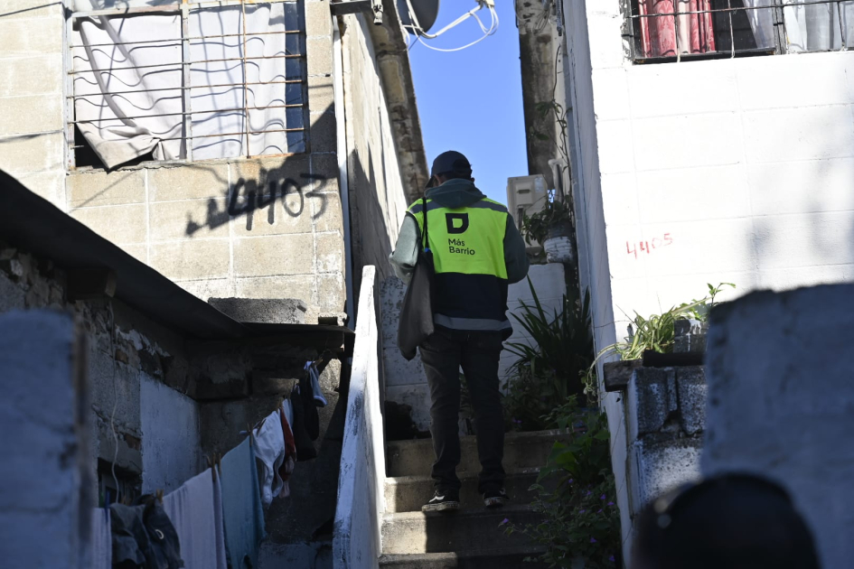 MVOT impulsa dos líneas de acción para mejorar las viviendas en Cerro Norte a través de Más Barrio MVOT impulsa dos líneas de acción para mejorar las viviendas en Cerro Norte a través de Más Barrio