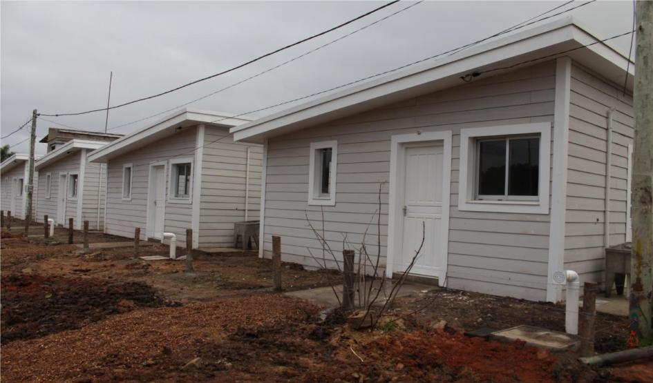 barrio artigas fachada de 3 viviendas