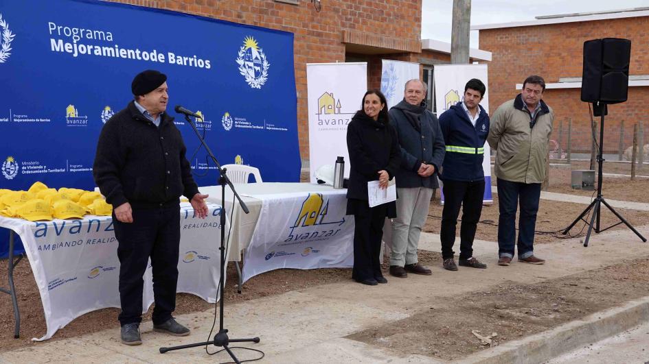 Ministro Raúl Lozano se refiere al cambio de calidad de vida.