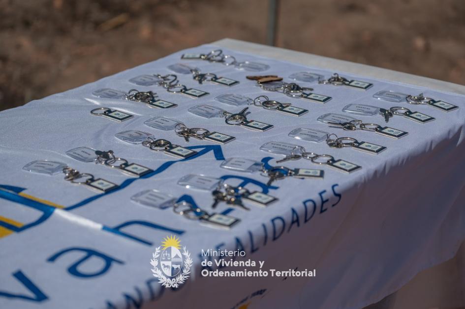 Llaves de las casas entregadas Llaves de las casas entregadas